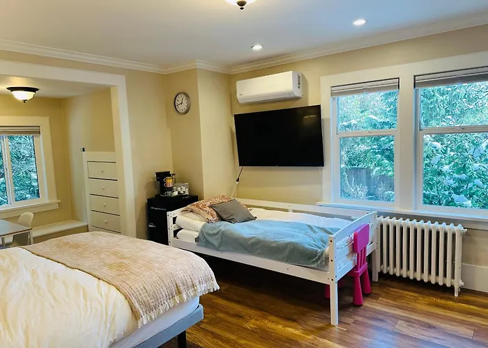 Shaughnessy Cozy Bedrooms Guest House